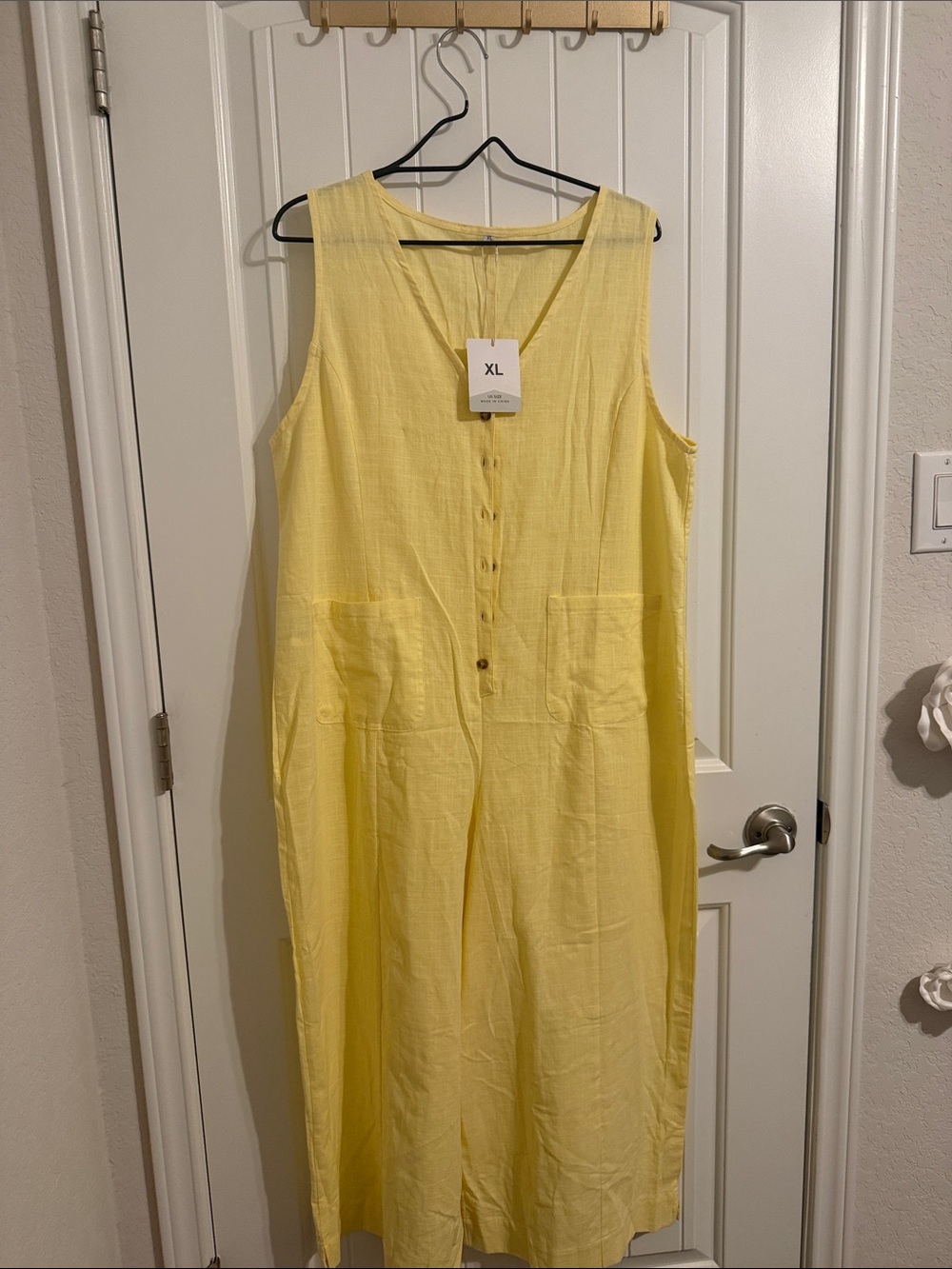Sleeveless Yellow Button-Front Women’s jumpsuit